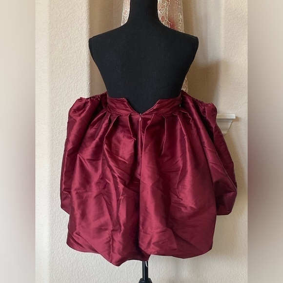 ASOS LUXE Bubble Babydoll Off-shoulder Satin Mini Dress Deep Red/Burgundy Size 2 - Picture 6 of 14